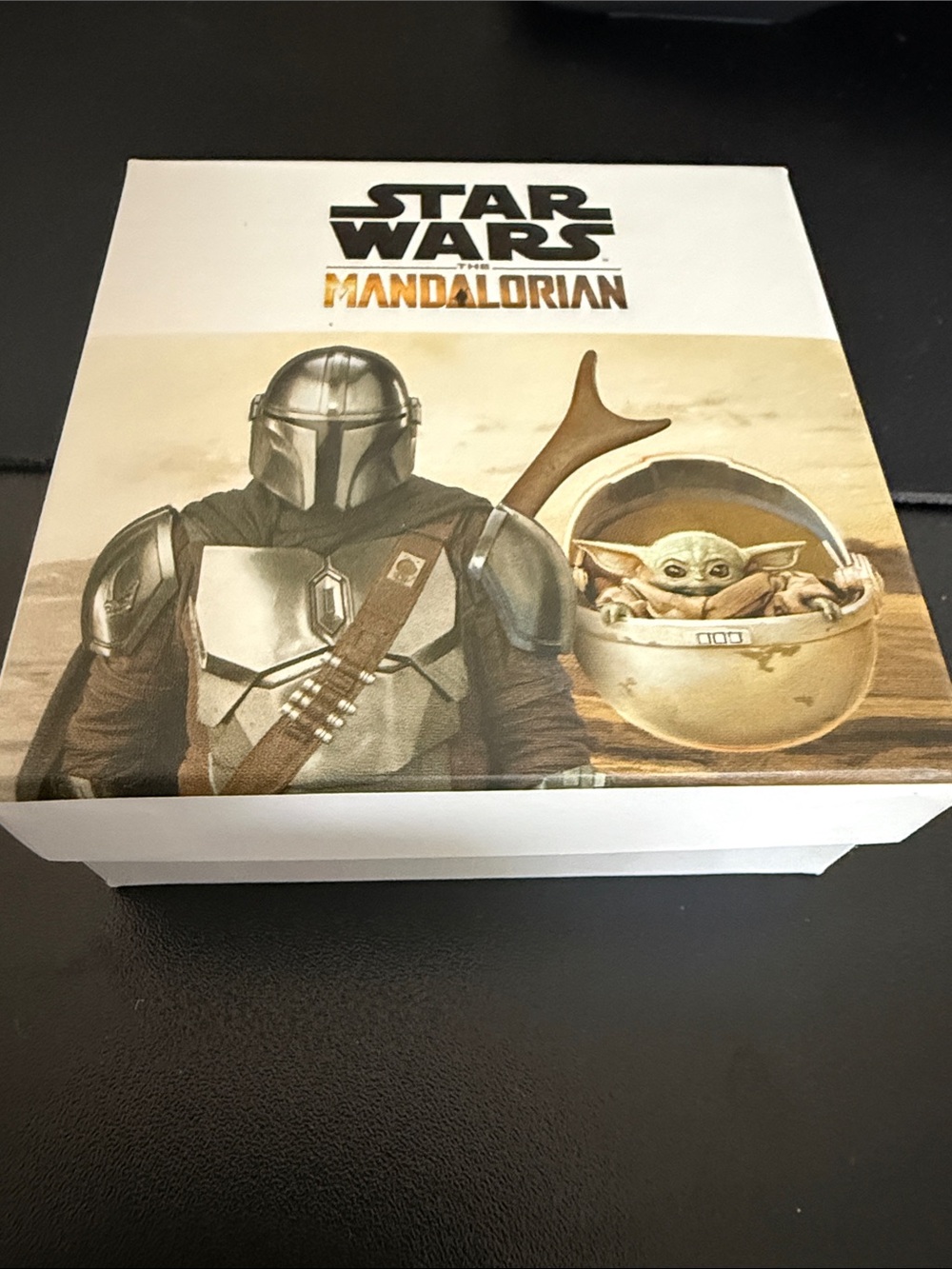 Star Wars The Mandalorian Baby Yoda “Grogu” Drop Earrings in Box *NWT - Picture 8 of 9